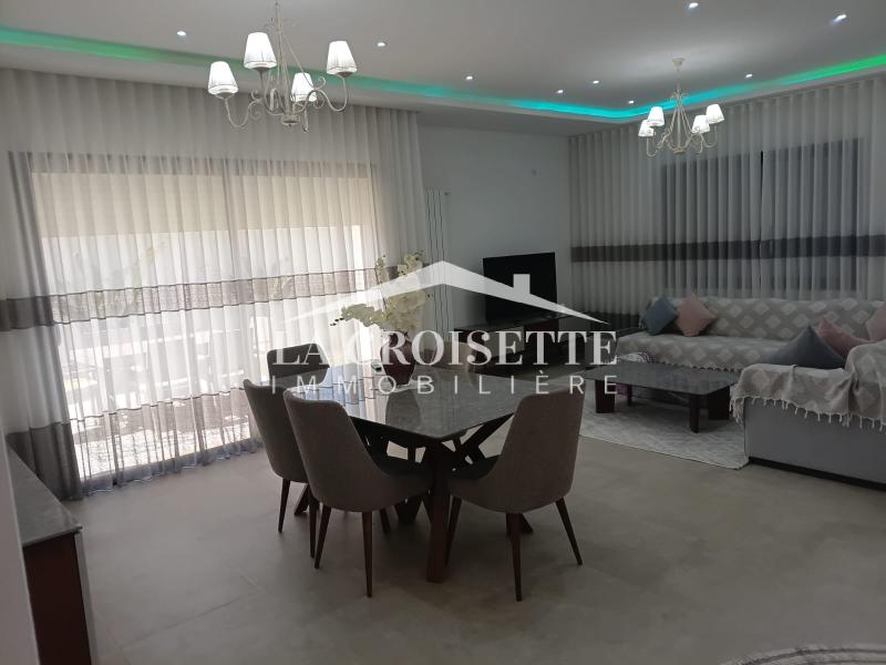 Villa S+3 plain-pied avec jardin à La Marsa 